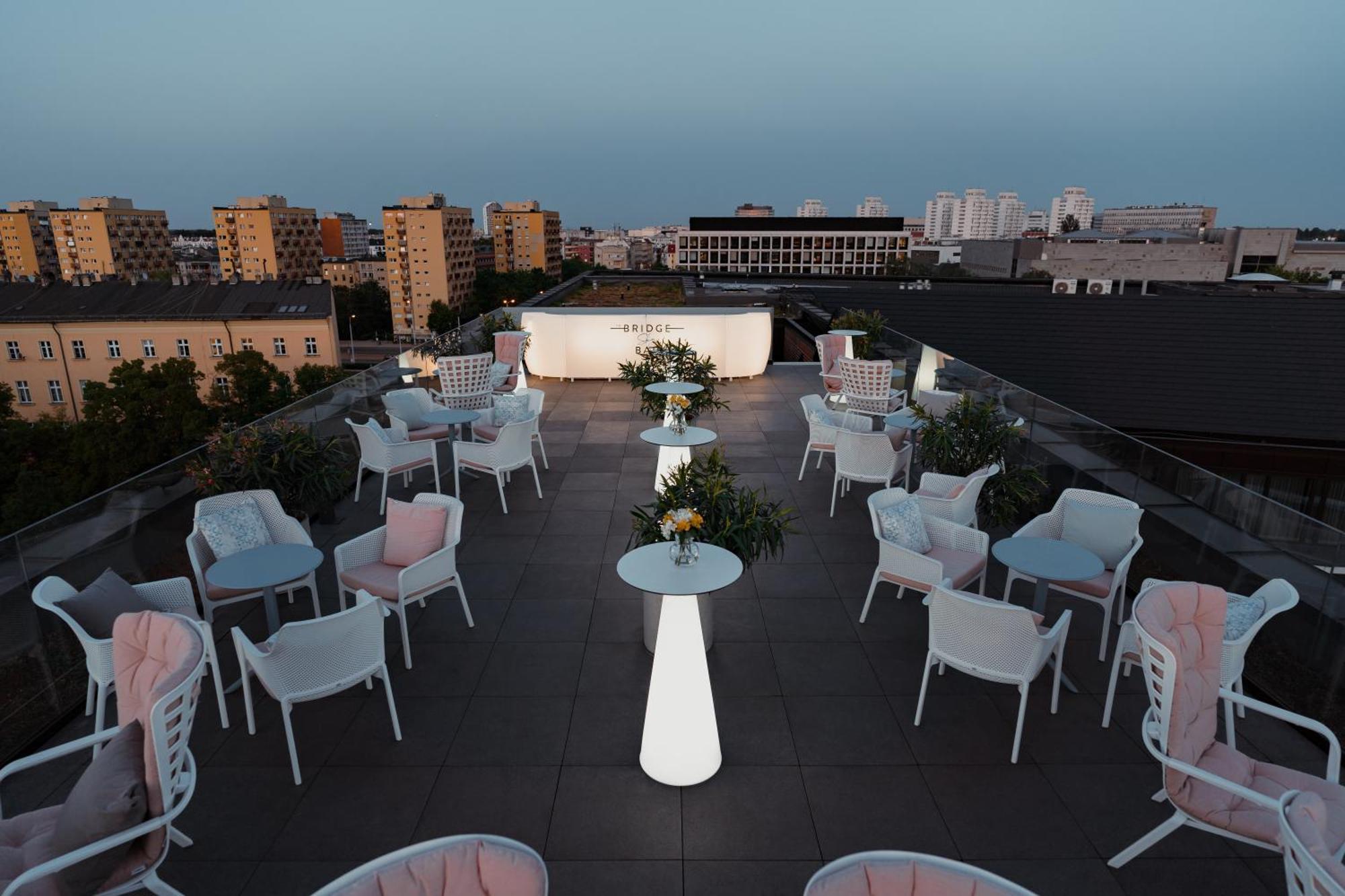 The Bridge Wroclaw - Mgallery Breslávia Exterior foto The rooftop of the hotel